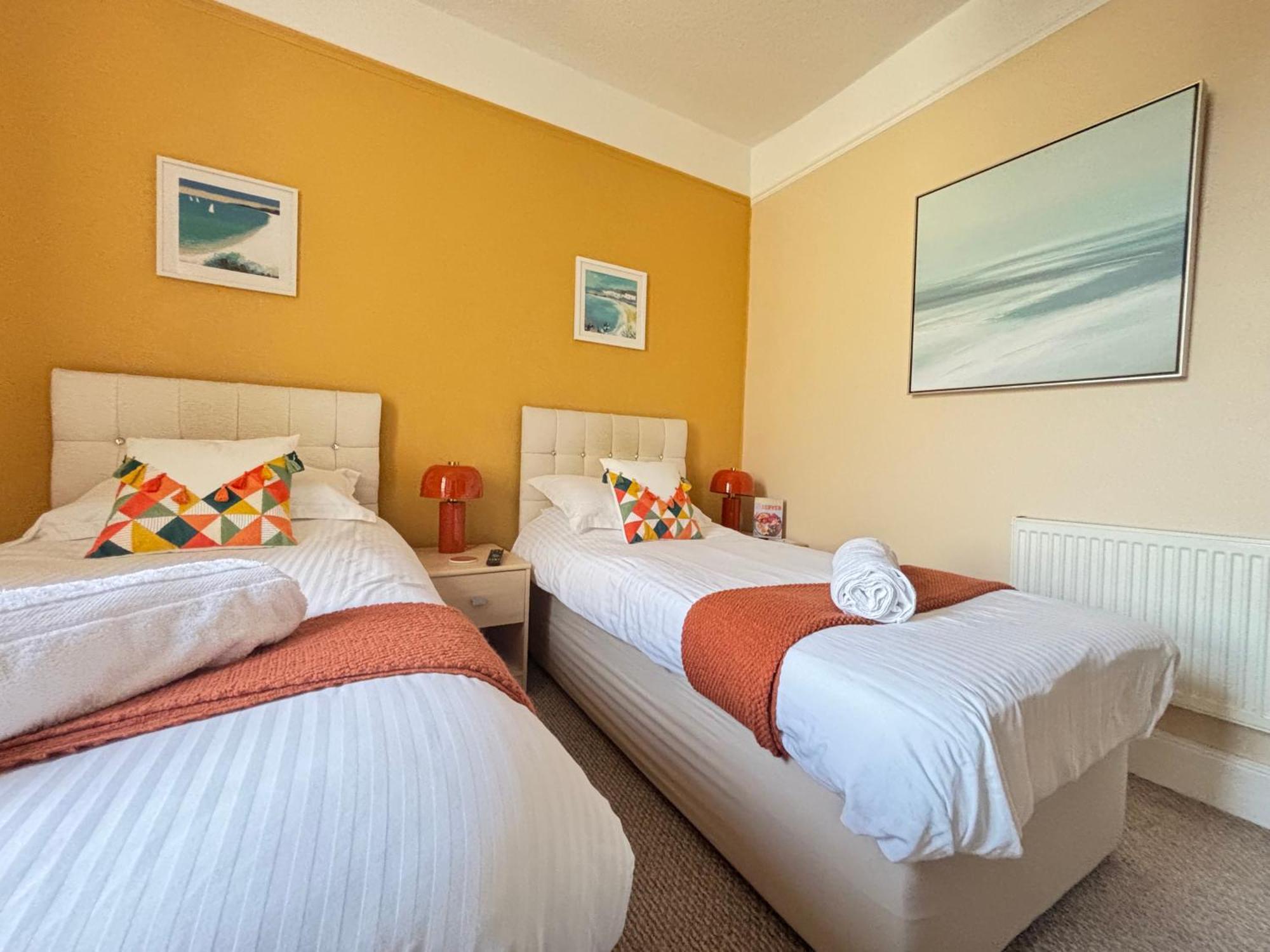 Three Palms Hotel Пейнтон Экстерьер фото