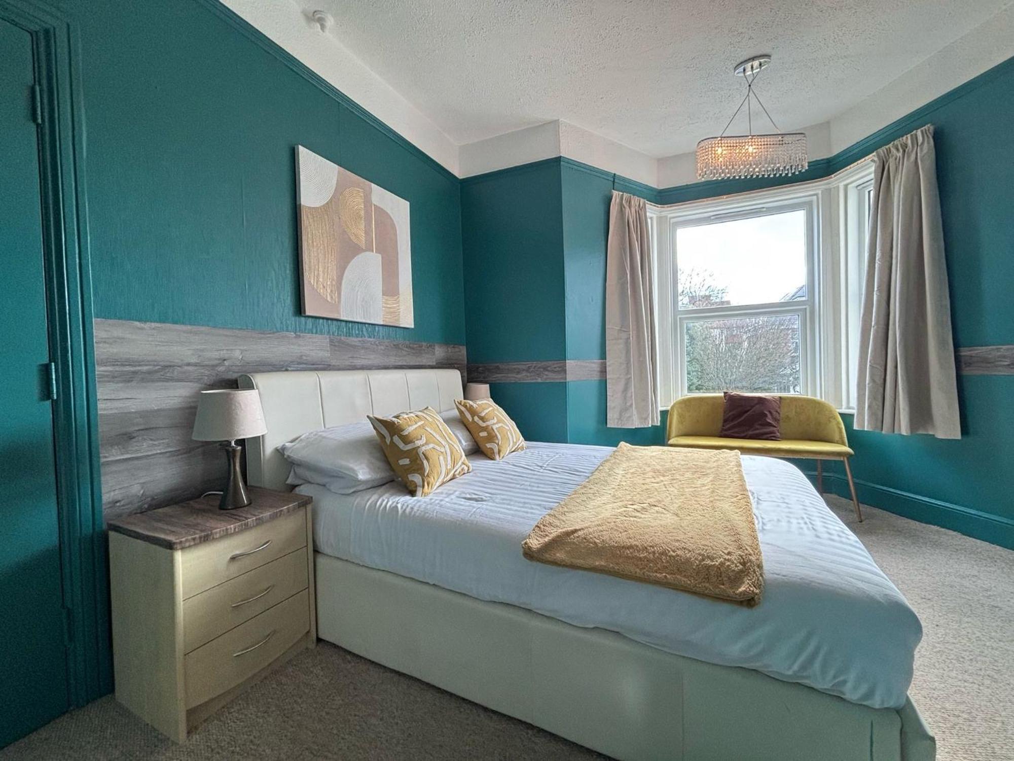 Three Palms Hotel Пейнтон Экстерьер фото